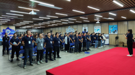 ผู้จัดการระดับกลางและระดับสูงมีการฝึกอบรมการสื่อสารในแรด